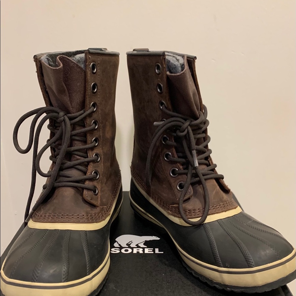 Men Waterproof Sorel Size 10- Color:Tobacco